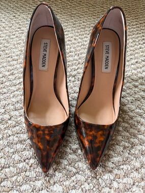 Steve Madden Daisie Tortoiseshell Pumps - Brown/Black
